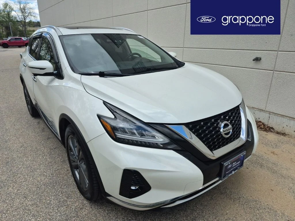 Used 2020 White Nissan Platinum image 1