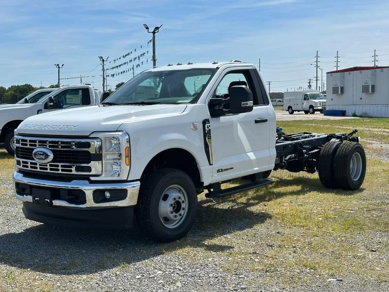 2026 Ford F-350 XL 4x4 Regular Cab 169-In DRW's photo