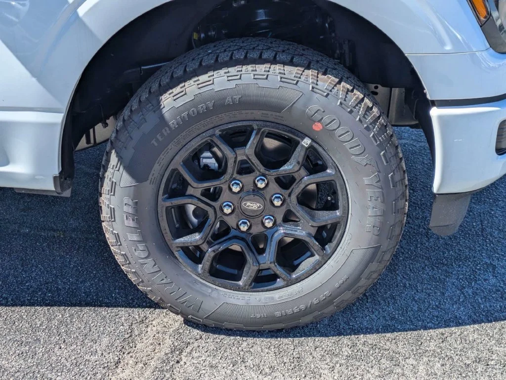 New 2026 Oxford White Ford STX image 11