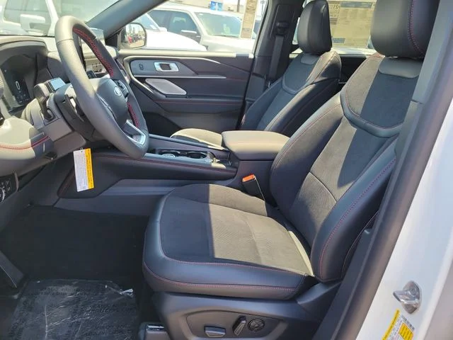 New 2026 Star White Metallic Tri-Coat Ford ST image 18