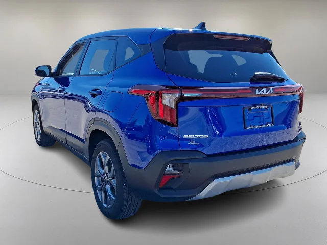 Used 2024 Blue Kia LX image 4