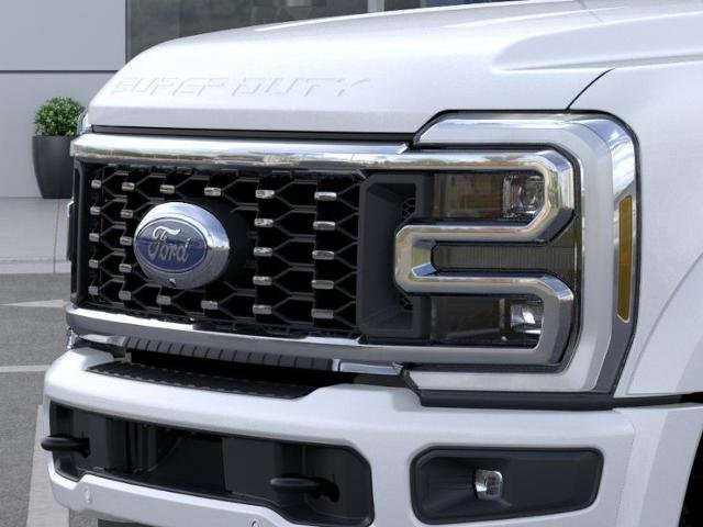 New 2026 Star White Metallic Tri-Coat Ford F-450® Platinum® image 39
