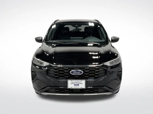 Used 2023 Black Ford ST-Line image 3