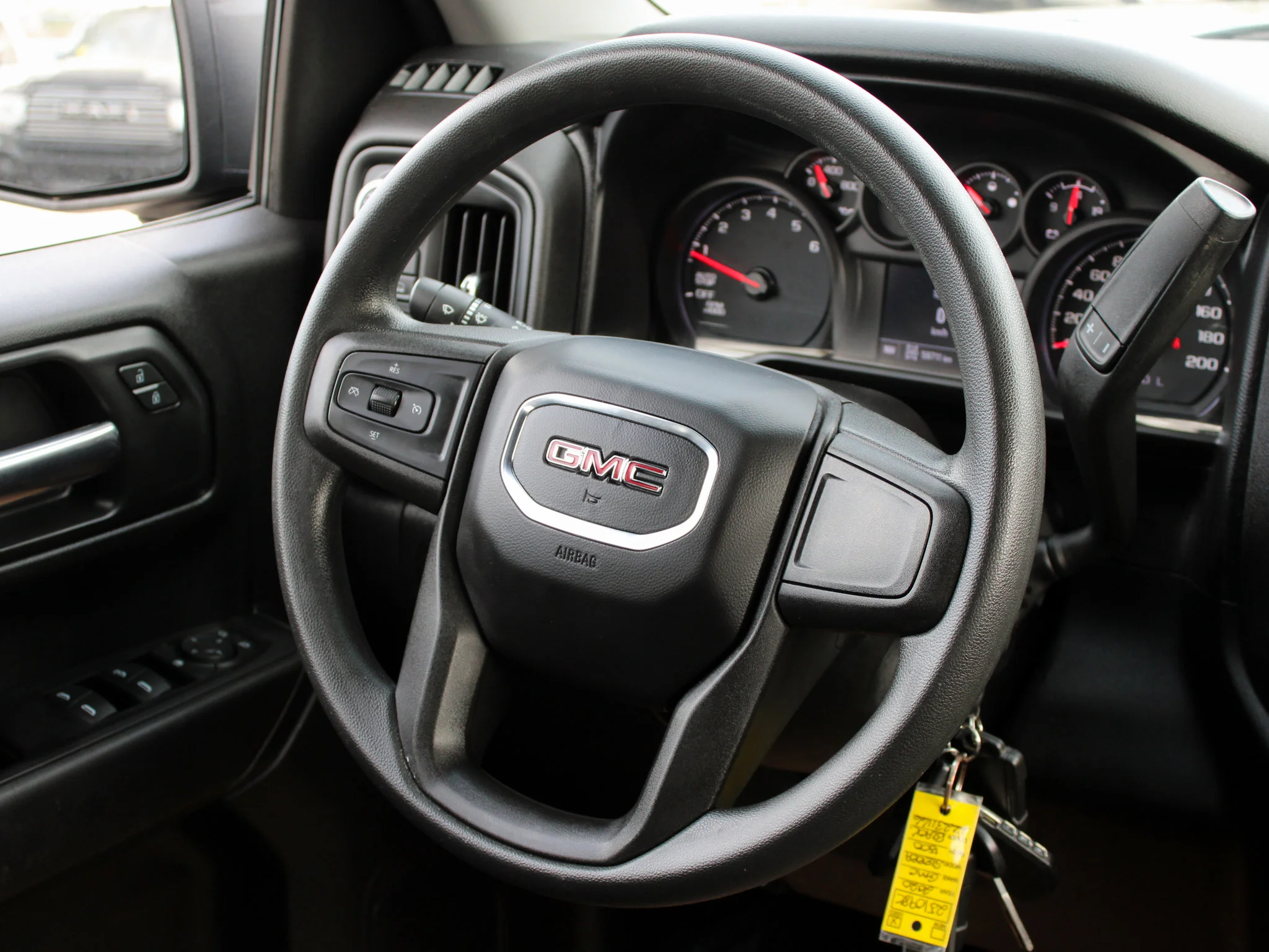 Certified Used 2020 Black GMC Base * No Accidents | 3M PPF | Bedliner | Apple CarPlay | Backup Camera | One Owner image 5