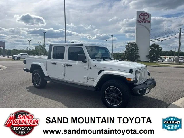2021 Jeep Gladiator Overland's photo