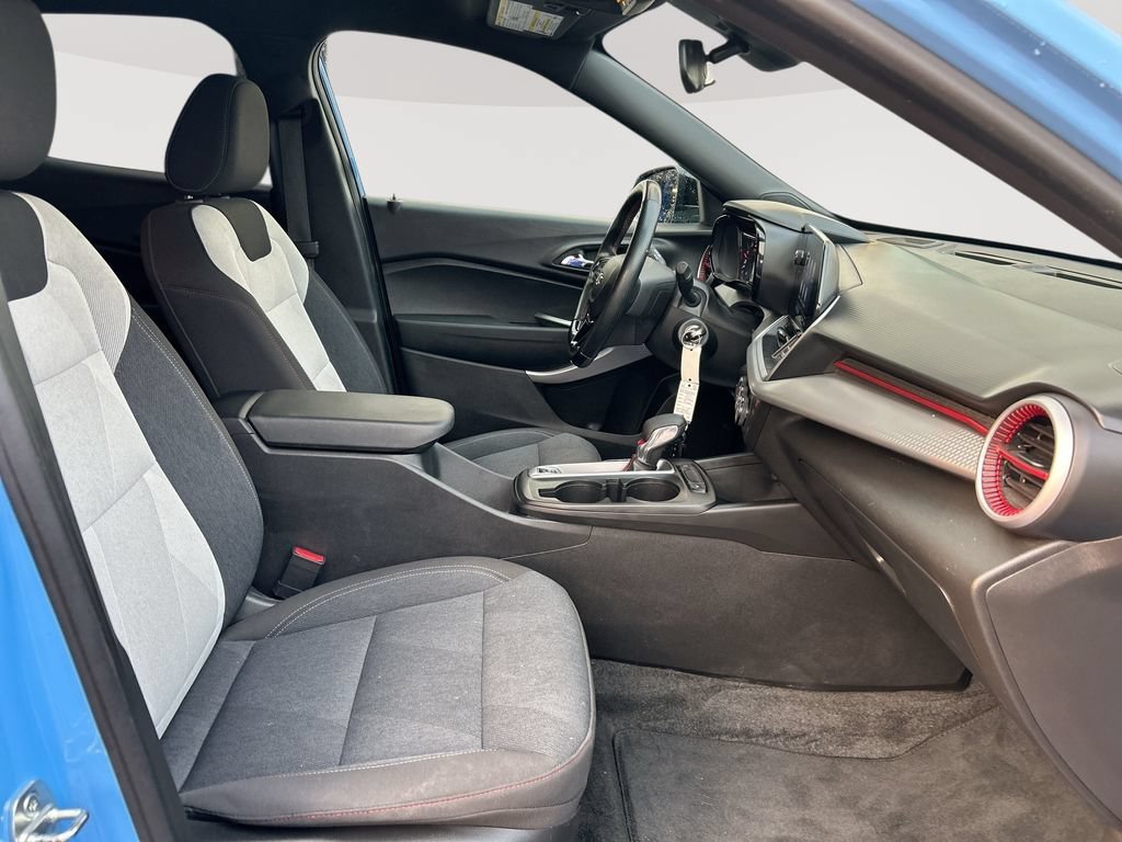 Used 2024 Fountain Blue Chevrolet 1RS image 29