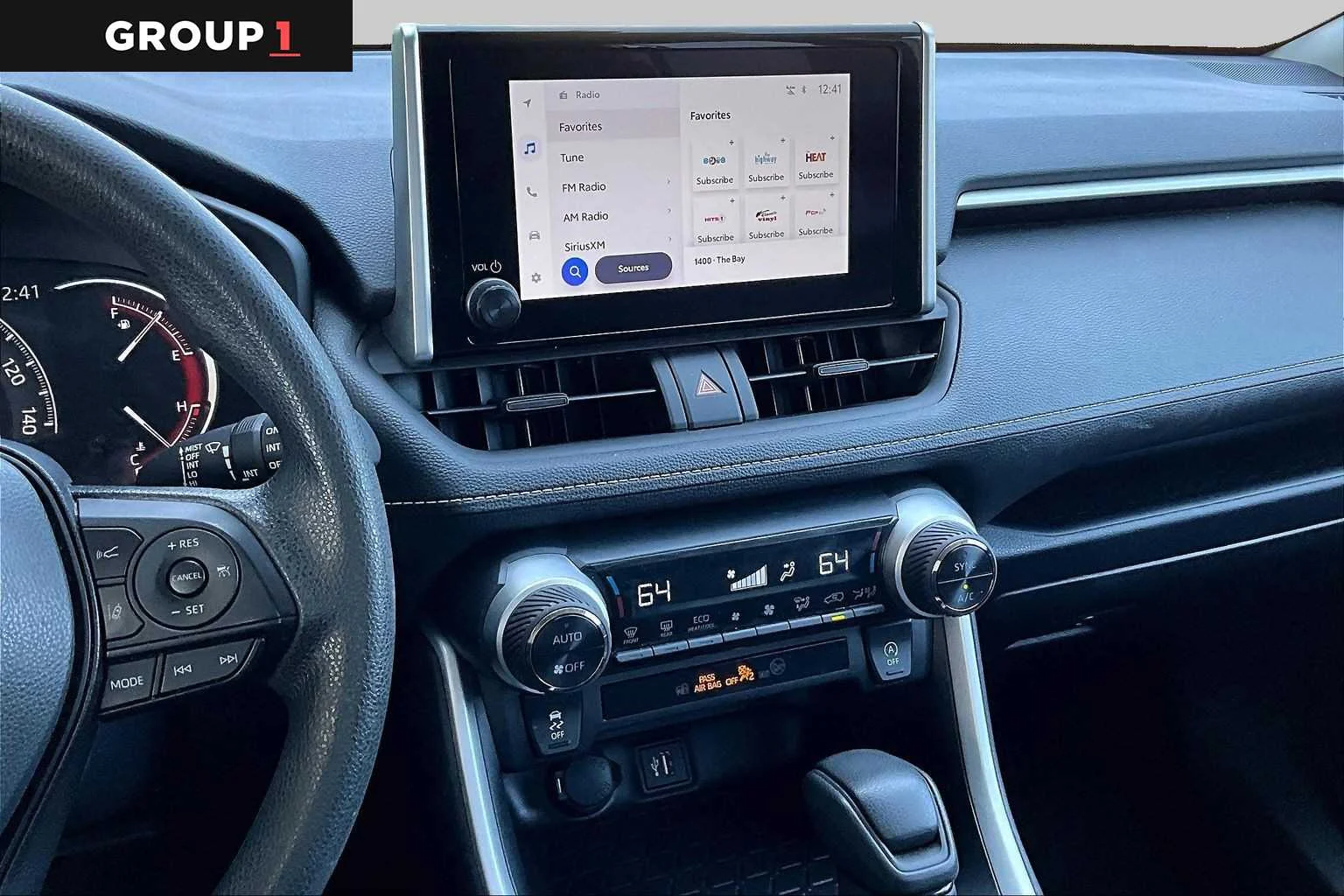 Used 2025 Ice Cap Toyota XLE image 7