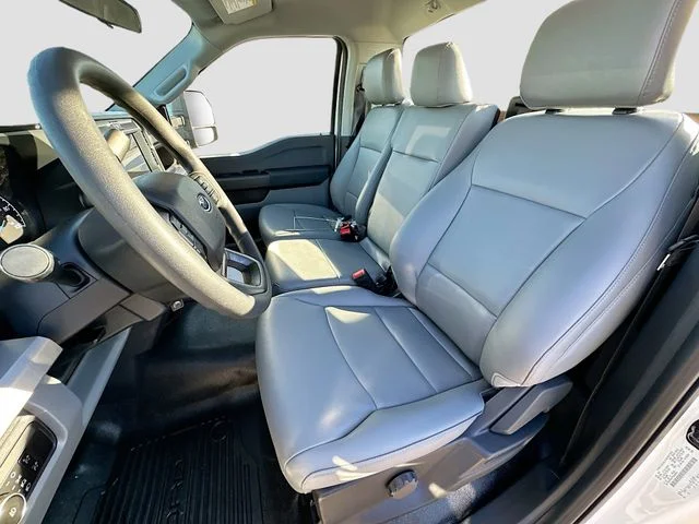New 2026 Oxford White Ford XL image 14