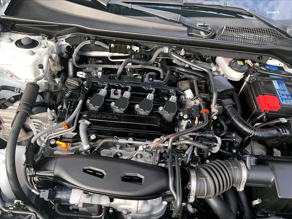 Used 2023 White Honda EX image 33