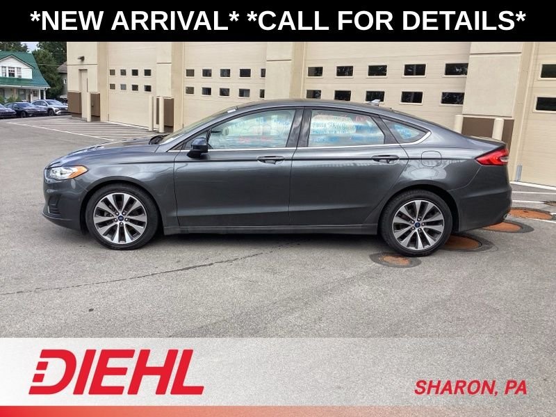 Used 2020 Gray Ford SE image 4