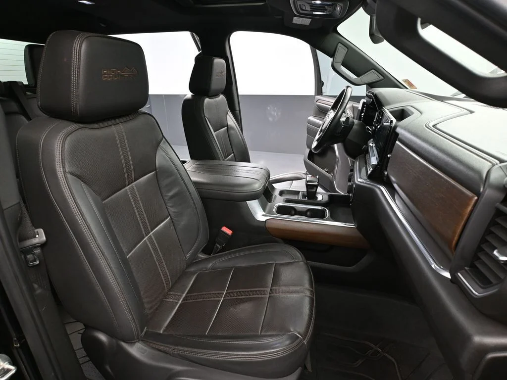 Used 2023 Black Chevrolet High Country image 42