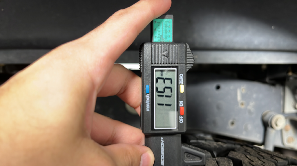 Used 2015 White Platinum Clearcoat Metallic Ford Platinum image 50