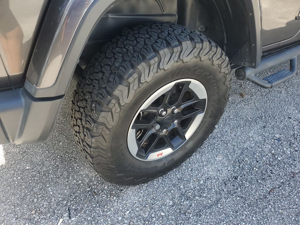 Used 2019 Gray Jeep Unlimited Rubicon image 6