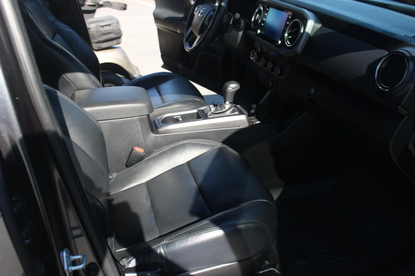 Used 2021 Gray Toyota SR image 29