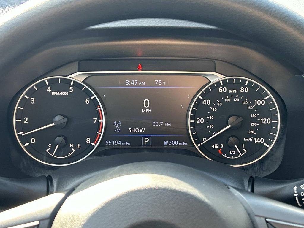 Used 2024 Silver Nissan 2.5 SV image 23
