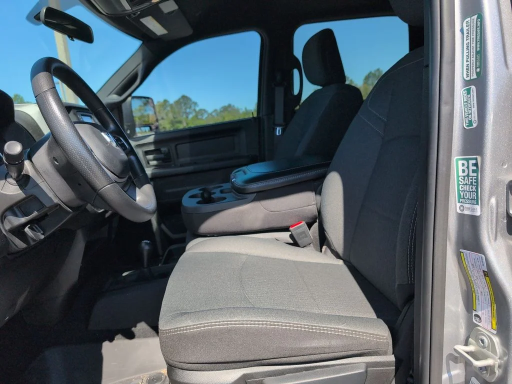 Used 2024 Silver Ram Tradesman image 12