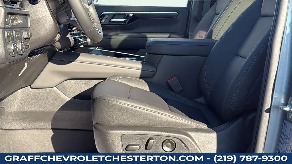 2027 Chevrolet Tahoe Z71 - Photo 25