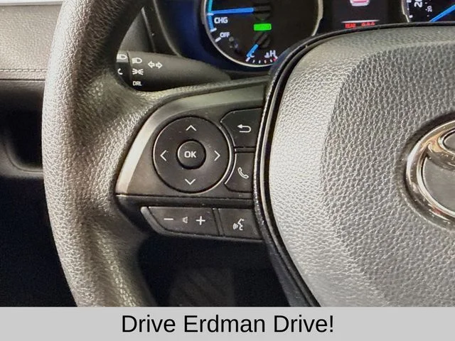 Used 2019 Red Toyota LE image 12