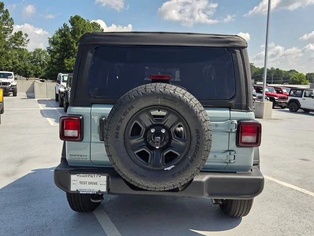 New 2026 Earl Clearcoat Jeep Sport image 7