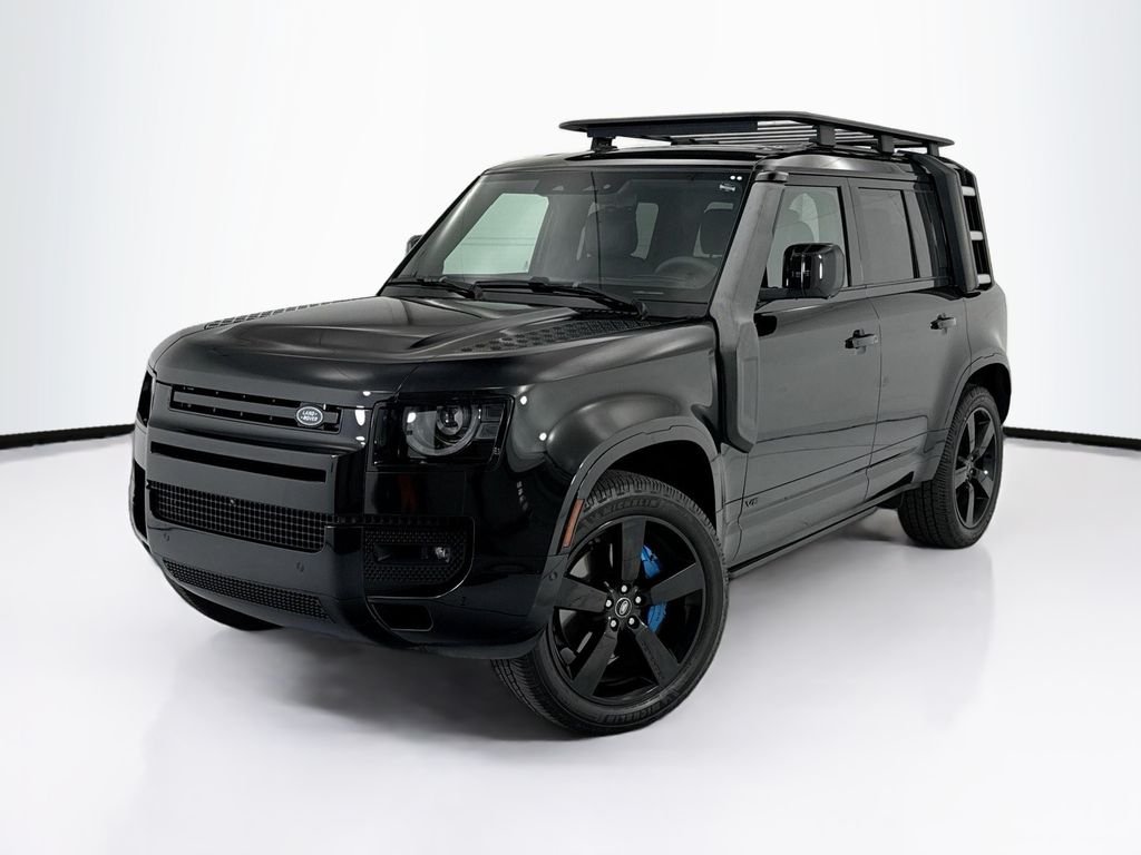 2022 Land Rover Defender V8's photo