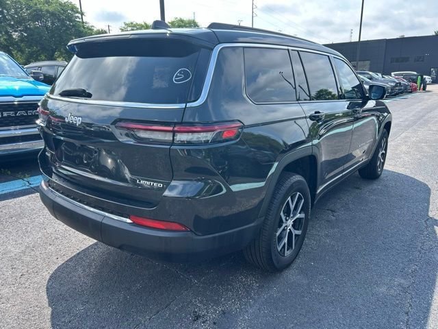 Used 2024 Gray Jeep Limited image 4