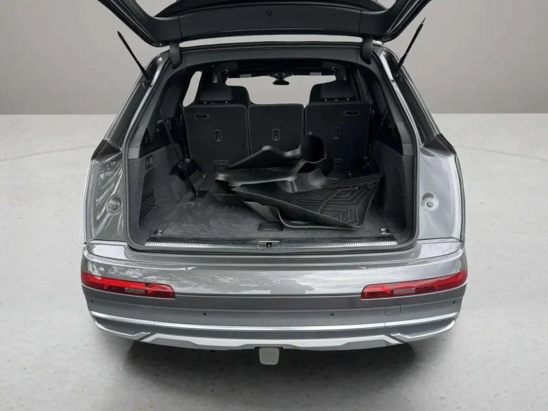 Used 2021  Audi Premium Plus image 34