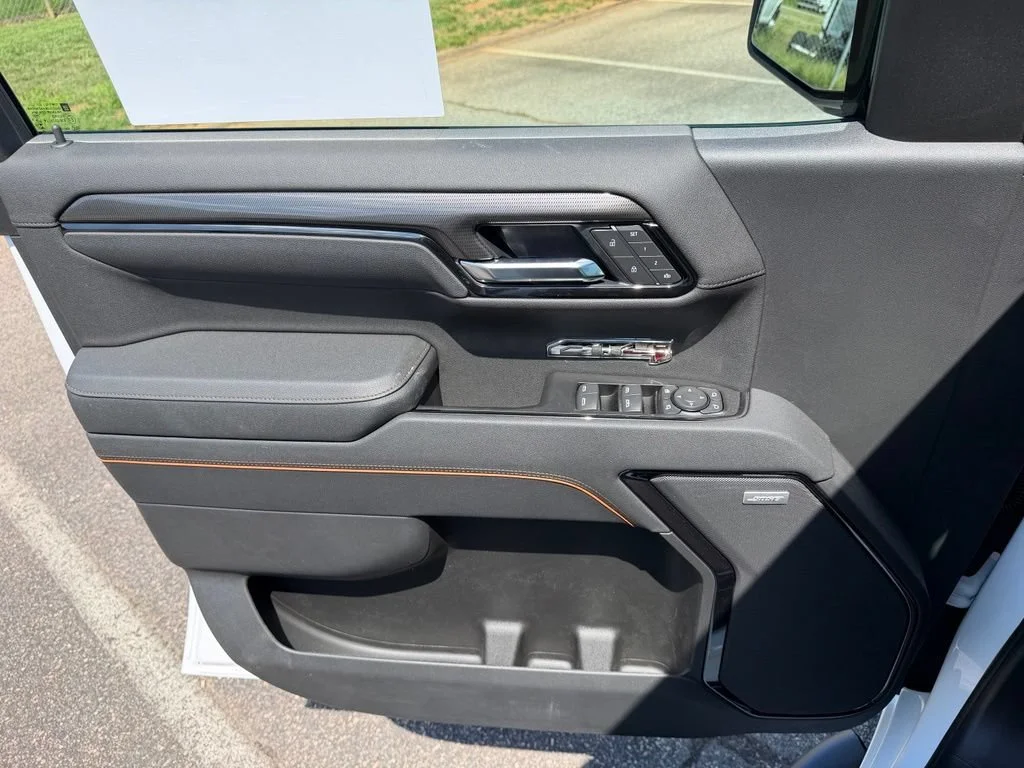 New 2026 Summit White GMC AT4 image 15