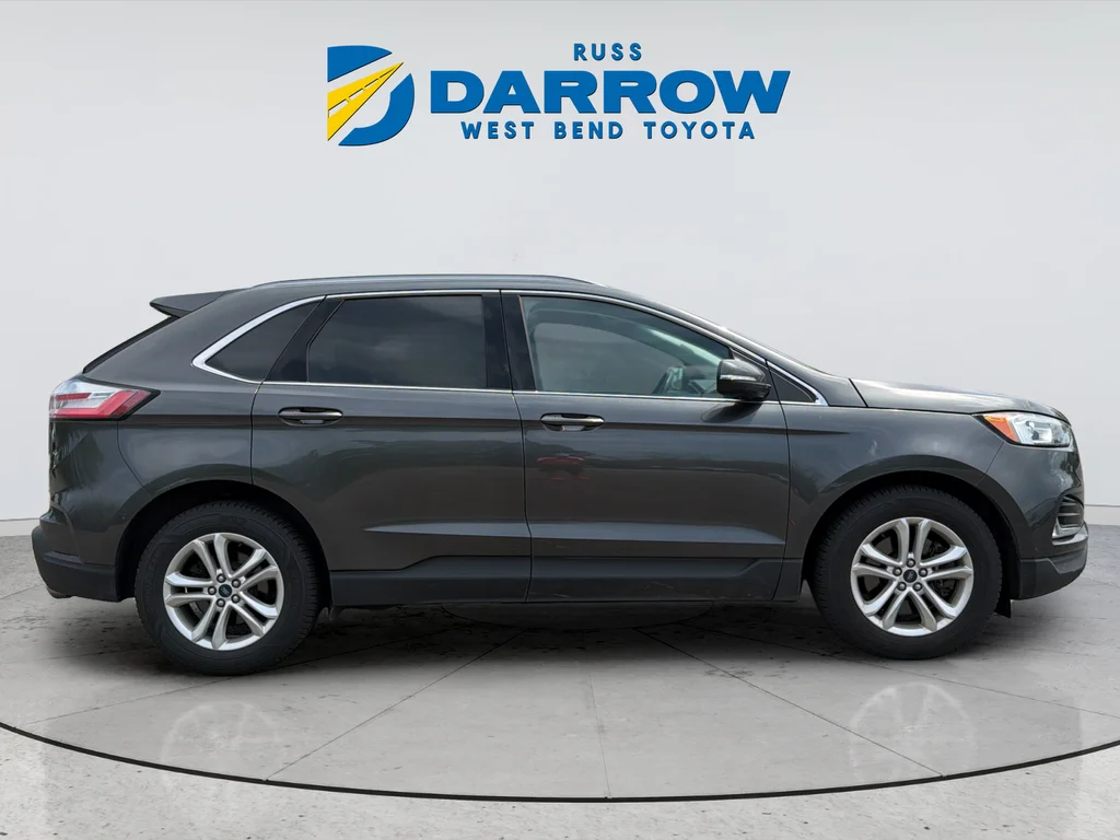 Used 2020 Gray Ford SEL image 5