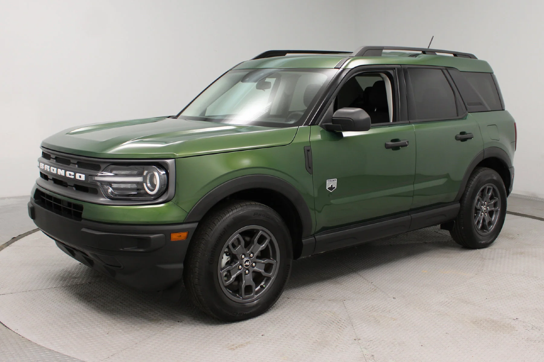 Used 2024 ERUPTION GREEN METALLIC Ford Big Bend 4x4 image 31