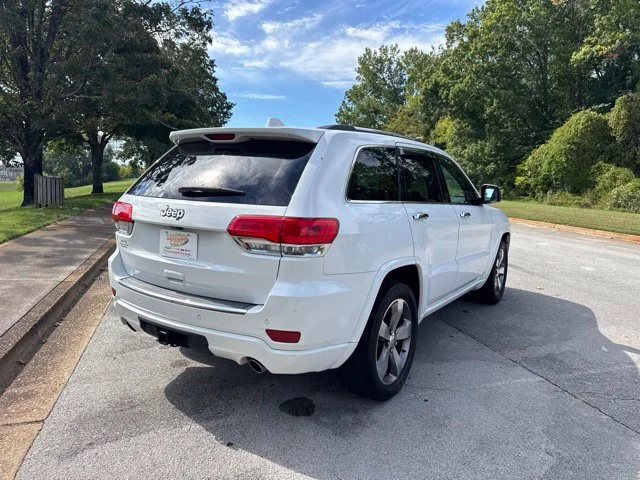 Used 2015 White Jeep Overland image 7