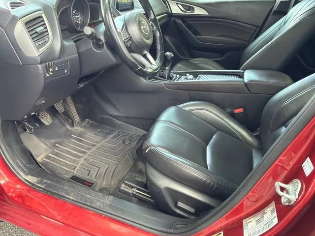 Used 2018 Red Mazda Touring image 9