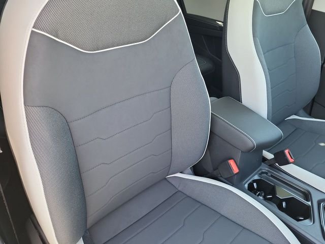 2025 Volkswagen Taos SE - Photo 19