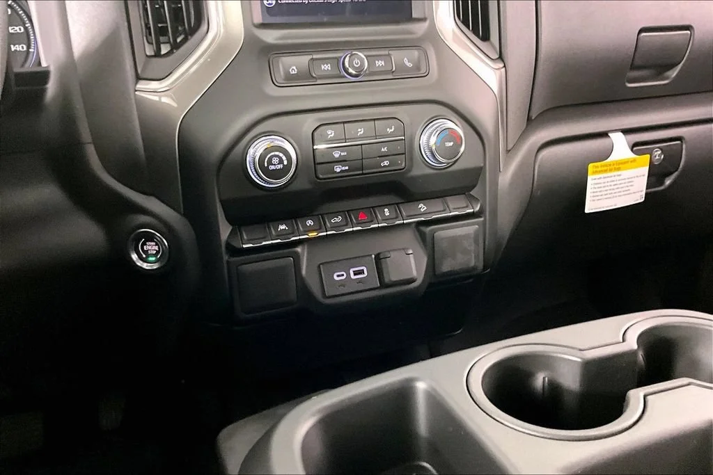 New 2026 Onyx Black GMC Pro image 7