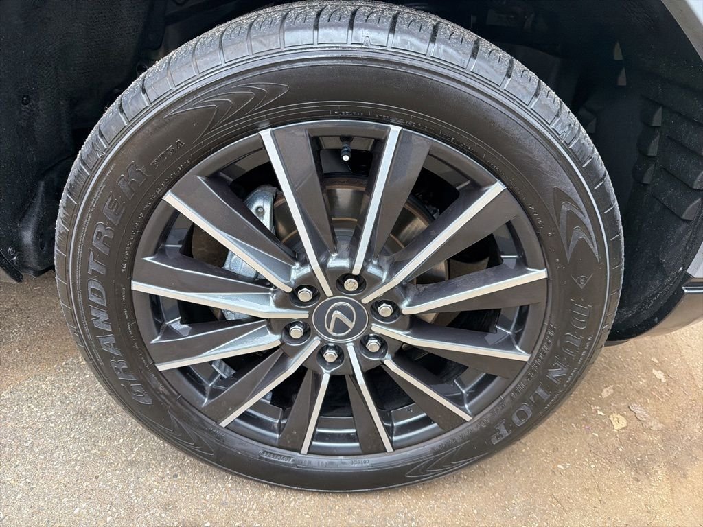 Used 2024 Gray Lexus 550 Luxury+ image 37