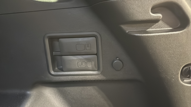 Used 2020 Pacific Blue Metallic Chevrolet LT image 32