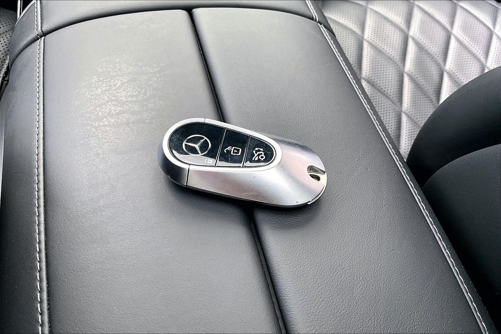 Certified Used 2022 Silver Mercedes-Benz S 580 image 10