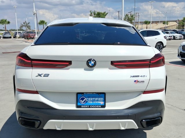 Used 2025 White BMW xDrive40i image 6