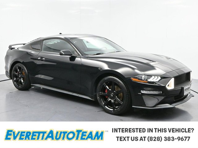 2020 Ford Mustang EcoBoost