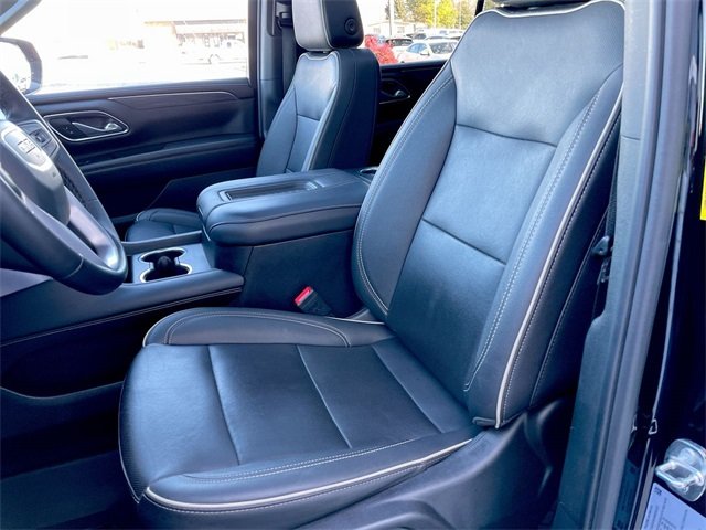 2024 Gmc Yukon XL SLT photo 4