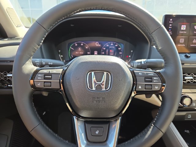 New 2026 Radiant Red Metallic Honda Touring image 8