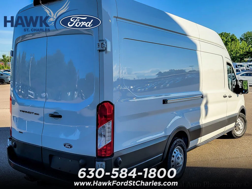 New 2026 Oxford White Ford Cargo Van image 6