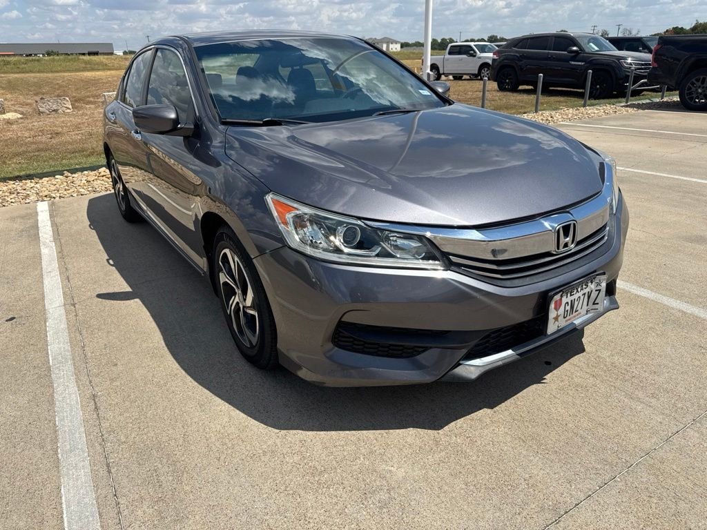 Used 2016  Honda LX image 1