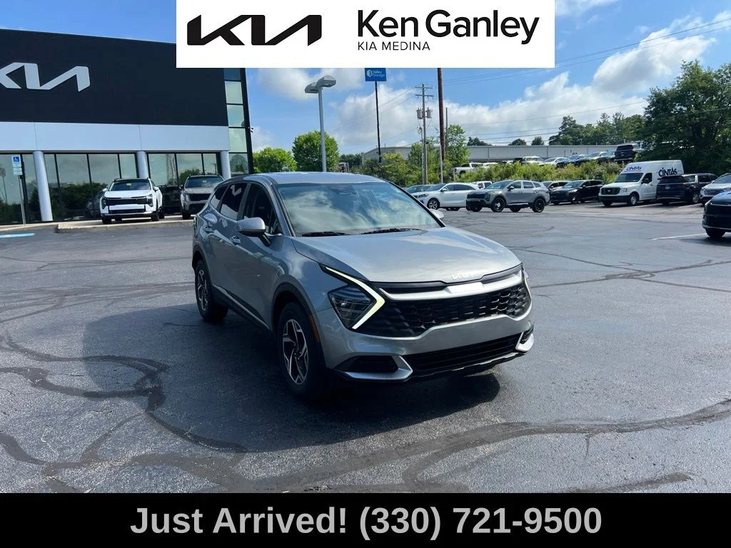 Certified Pre-Owned 2024 Kia Sportage LX 4D Sport Utility in