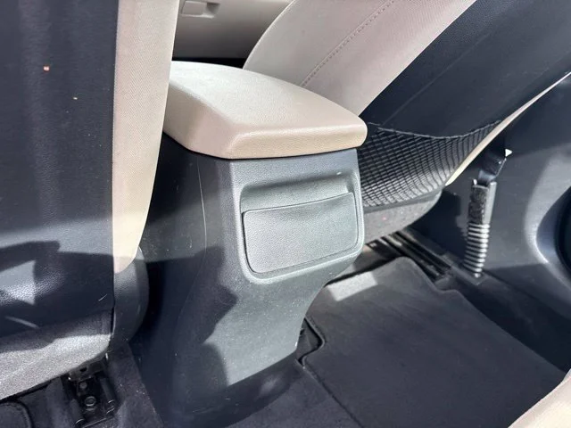 Used 2018 Phantom Black Hyundai Value Edition image 32