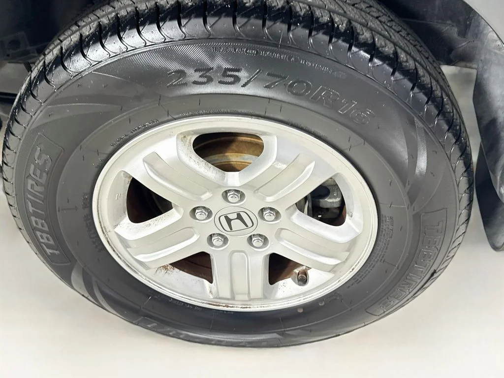 Used 2006 Gray Honda LX image 36
