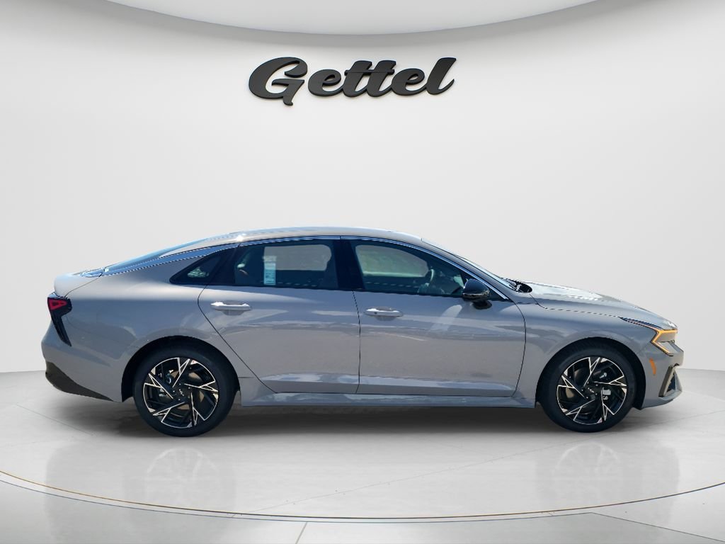 New 2026 Wolf Gray Kia GT-Line FWD image 4