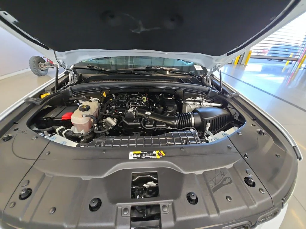 Used 2022 White Jeep Limited image 30