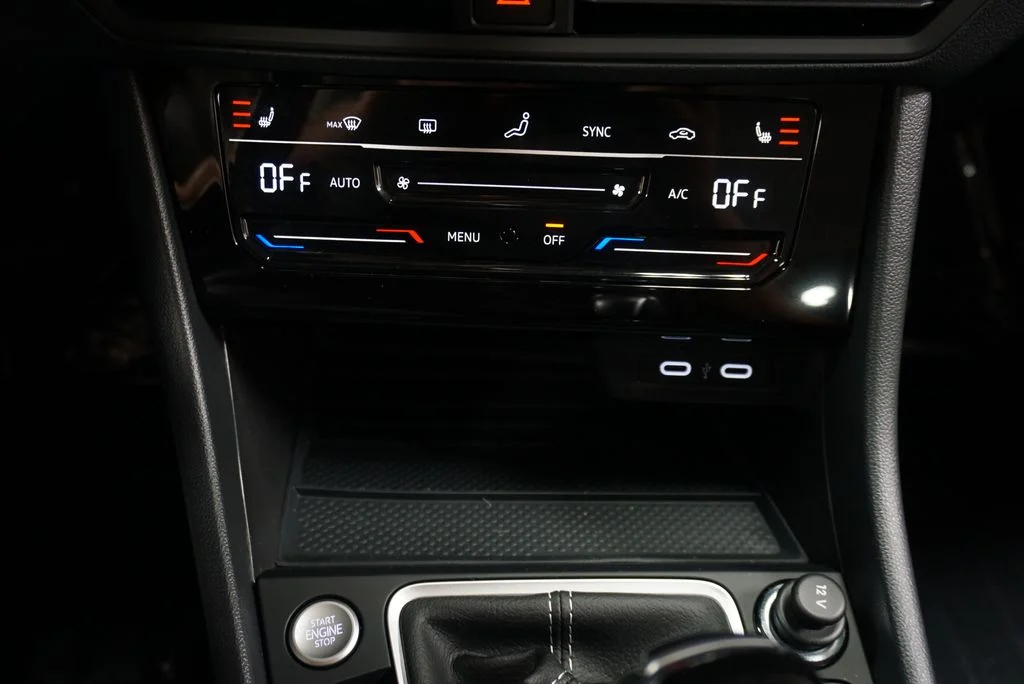 New 2026 Opal White Volkswagen 1.5T SE image 15