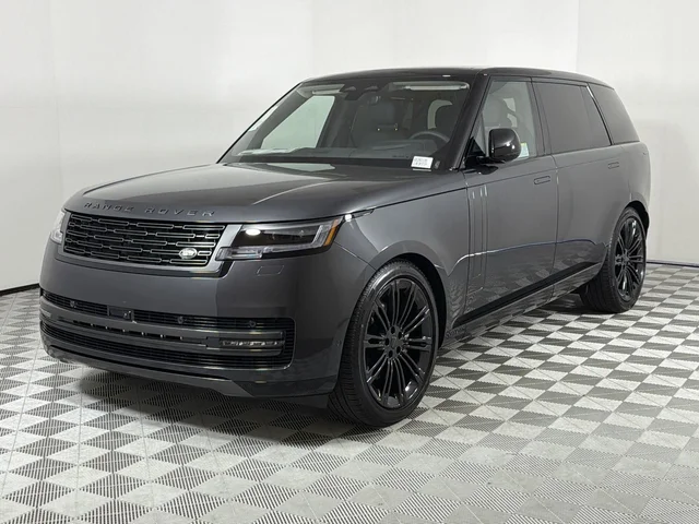 2026 Land Rover LWB SE