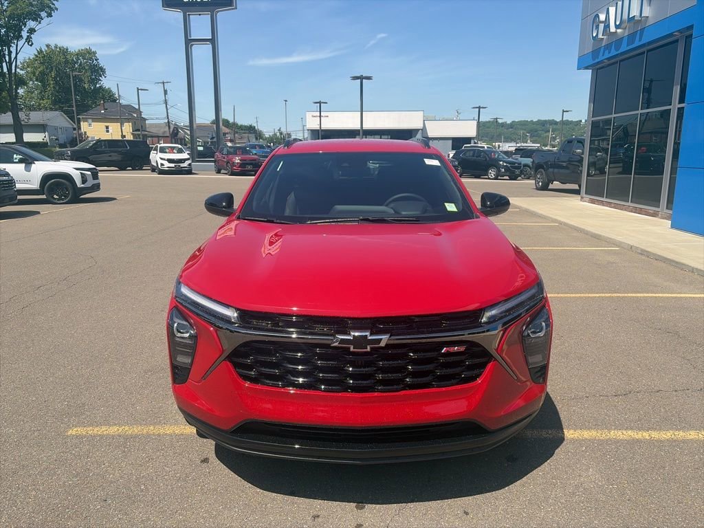 2026 Chevrolet Trax RS - Photo 2